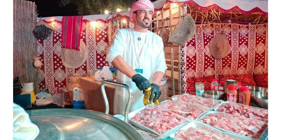 طبخ مباشر يجذب زوار «رمضان في العين» - صوت العرب