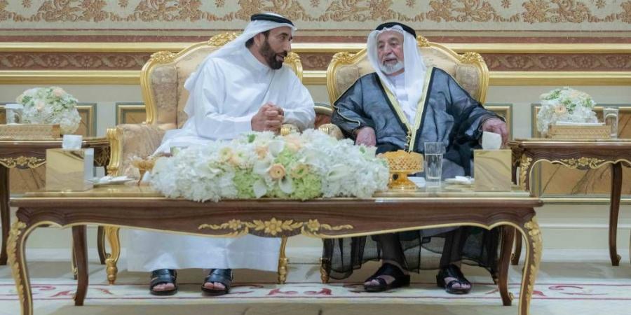 سلطان يتقبل تهاني ولي عهد الفجيرة بشهر رمضان - صوت العرب